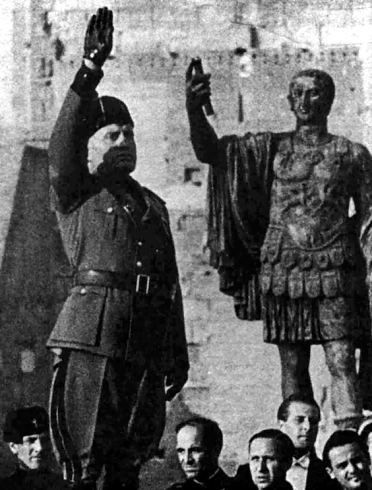 Mussolini 1943.jpg